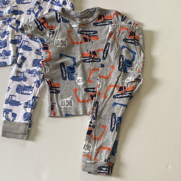 Carters 2T Consruction Pajama Set - Picture 2 of 7